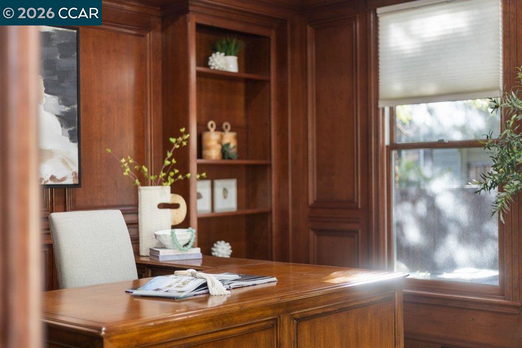 Detail Gallery Image 10 of 51 For 10 Crownridge Dr, Danville,  CA 94506 - 4 Beds | 3/1 Baths