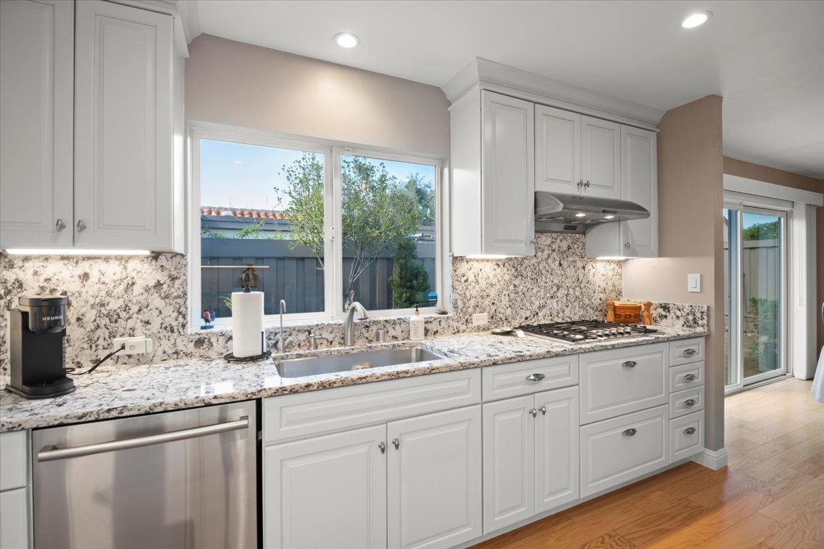 Photo #11: 41124340 Listing: Photo #11