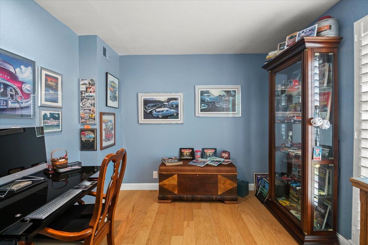 Photo #5: 41124340 Listing: Photo #5