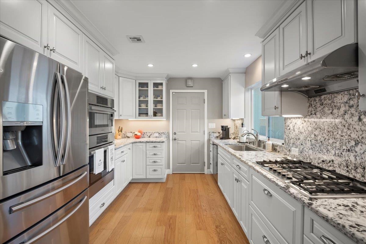 Photo #8: 41124340 Listing: Photo #8