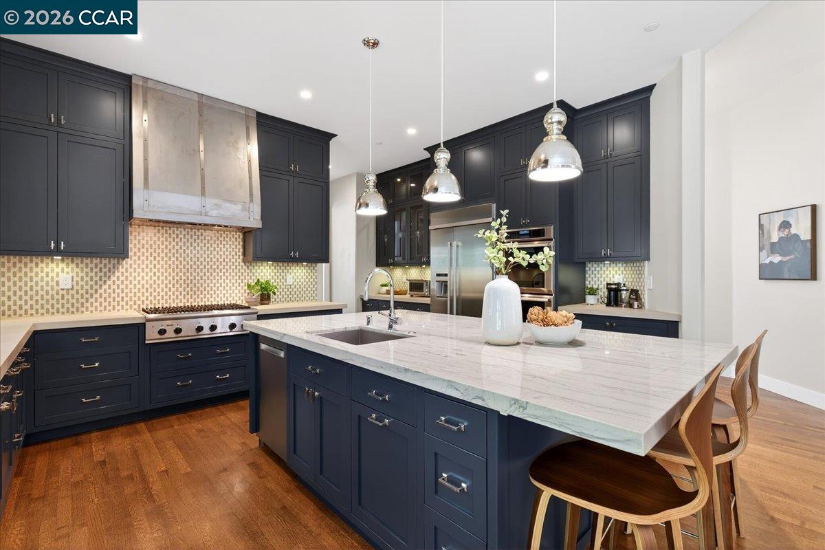 Detail Gallery Image 14 of 60 For 20 Monticello Ct, Lafayette,  CA 94549 - 5 Beds | 4/1 Baths