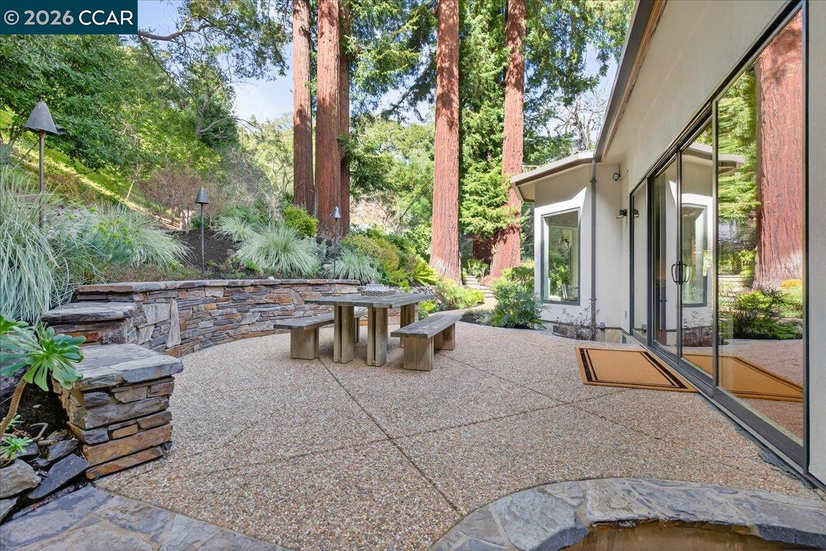 Detail Gallery Image 48 of 60 For 20 Monticello Ct, Lafayette,  CA 94549 - 5 Beds | 4/1 Baths