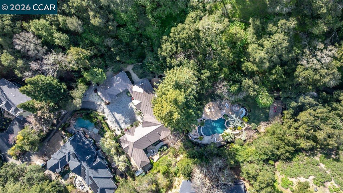 Detail Gallery Image 52 of 60 For 20 Monticello Ct, Lafayette,  CA 94549 - 5 Beds | 4/1 Baths