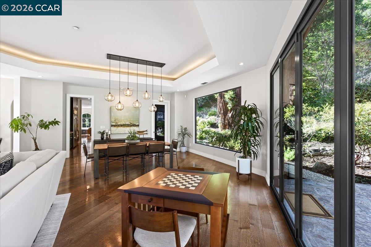 Detail Gallery Image 8 of 60 For 20 Monticello Ct, Lafayette,  CA 94549 - 5 Beds | 4/1 Baths