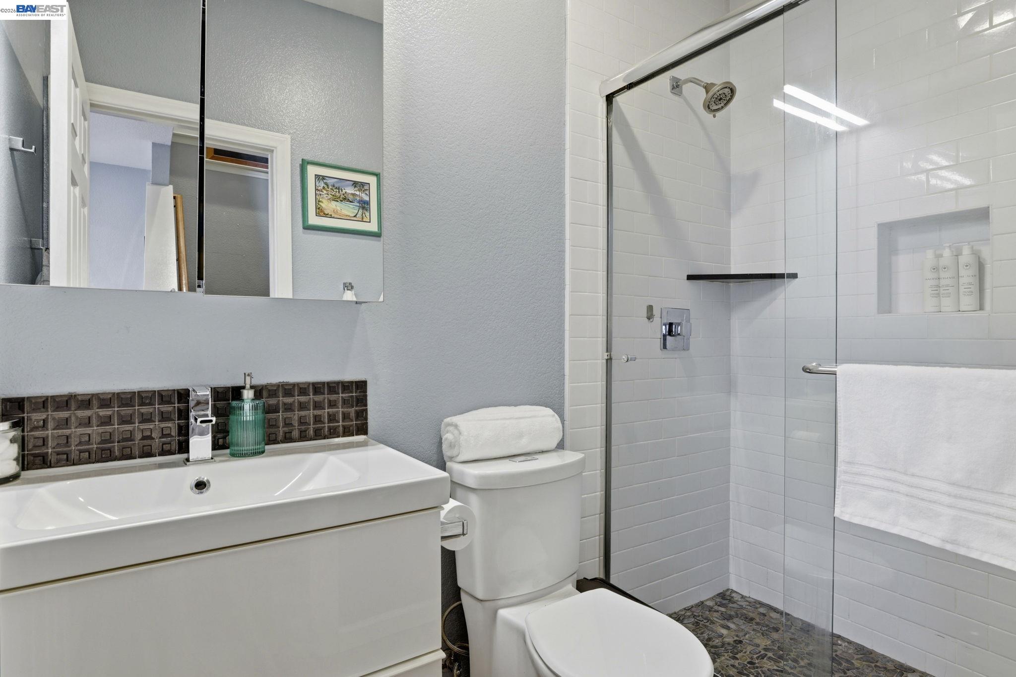 Detail Gallery Image 6 of 23 For 4115 Freeda Ct, Livermore,  CA 94550 - 4 Beds | 2 Baths