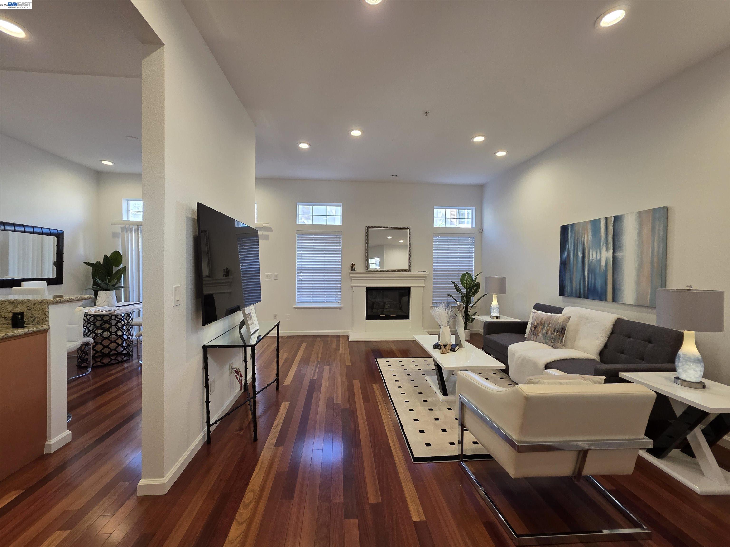 Detail Gallery Image 2 of 35 For 4153 Alba Ct, Pleasanton,  CA 94588 - 2 Beds | 2/1 Baths