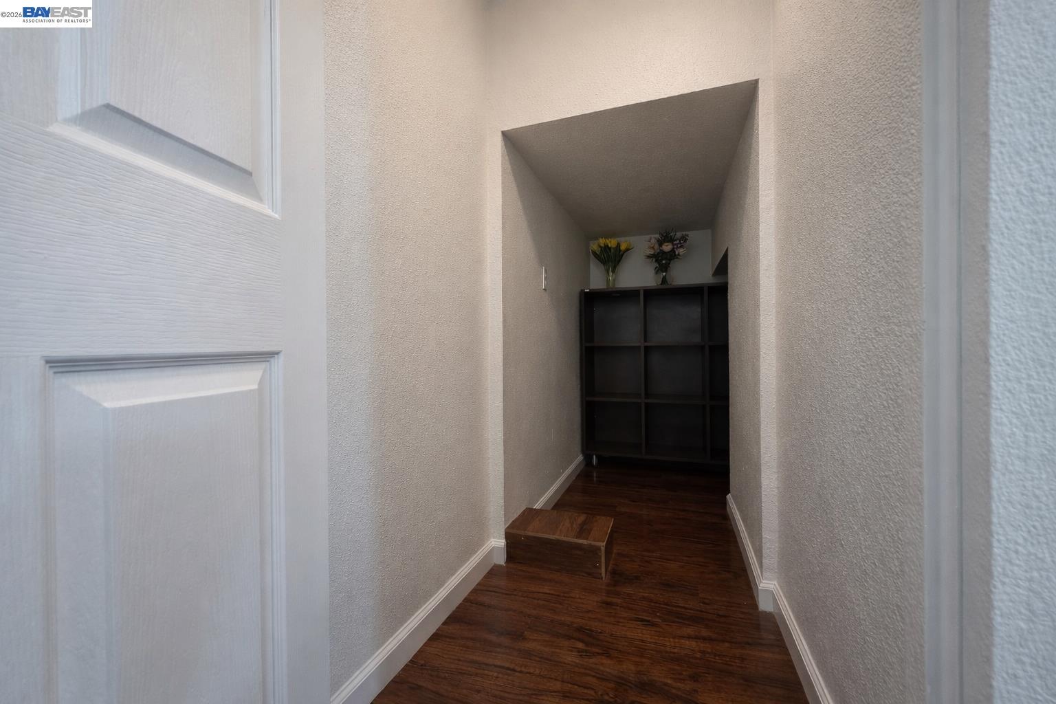 Detail Gallery Image 11 of 34 For 4153 Alba Ct, Pleasanton,  CA 94588 - 2 Beds | 2/1 Baths