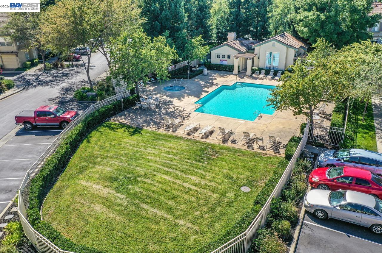 Detail Gallery Image 32 of 34 For 4153 Alba Ct, Pleasanton,  CA 94588 - 2 Beds | 2/1 Baths