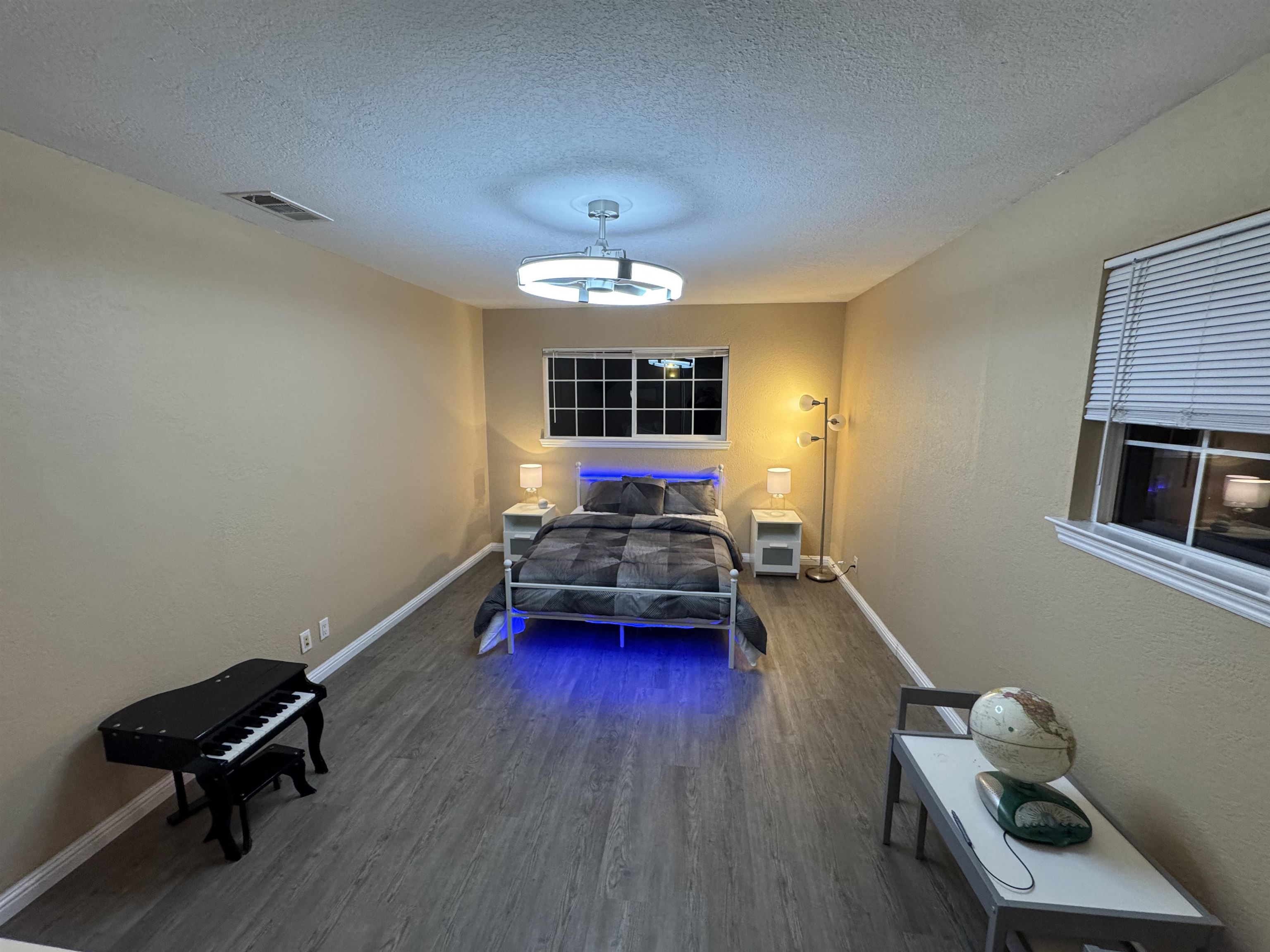 Detail Gallery Image 14 of 35 For 41670 Paseo Padre Pkwy, Fremont,  CA 94539 - 5 Beds | 3 Baths