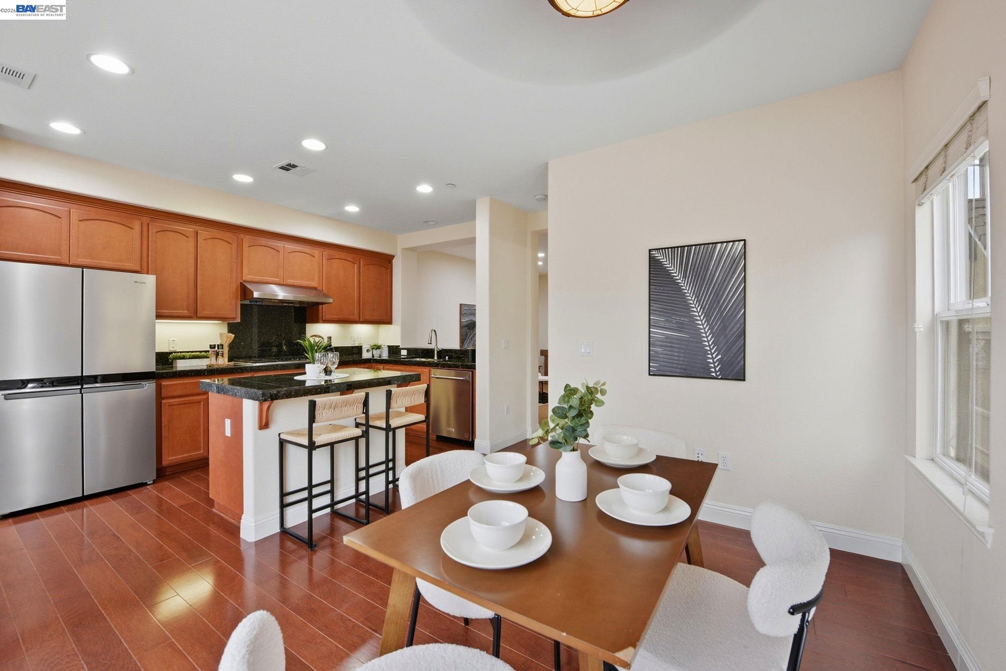 Detail Gallery Image 14 of 48 For 48962 Woodgrove Cmn, Fremont,  CA 94539 - 3 Beds | 2/1 Baths