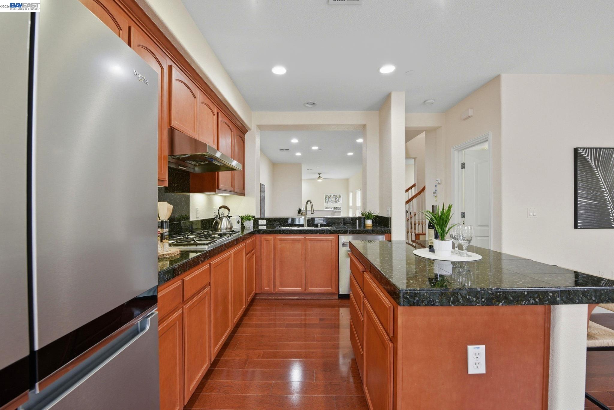 Detail Gallery Image 17 of 48 For 48962 Woodgrove Cmn, Fremont,  CA 94539 - 3 Beds | 2/1 Baths