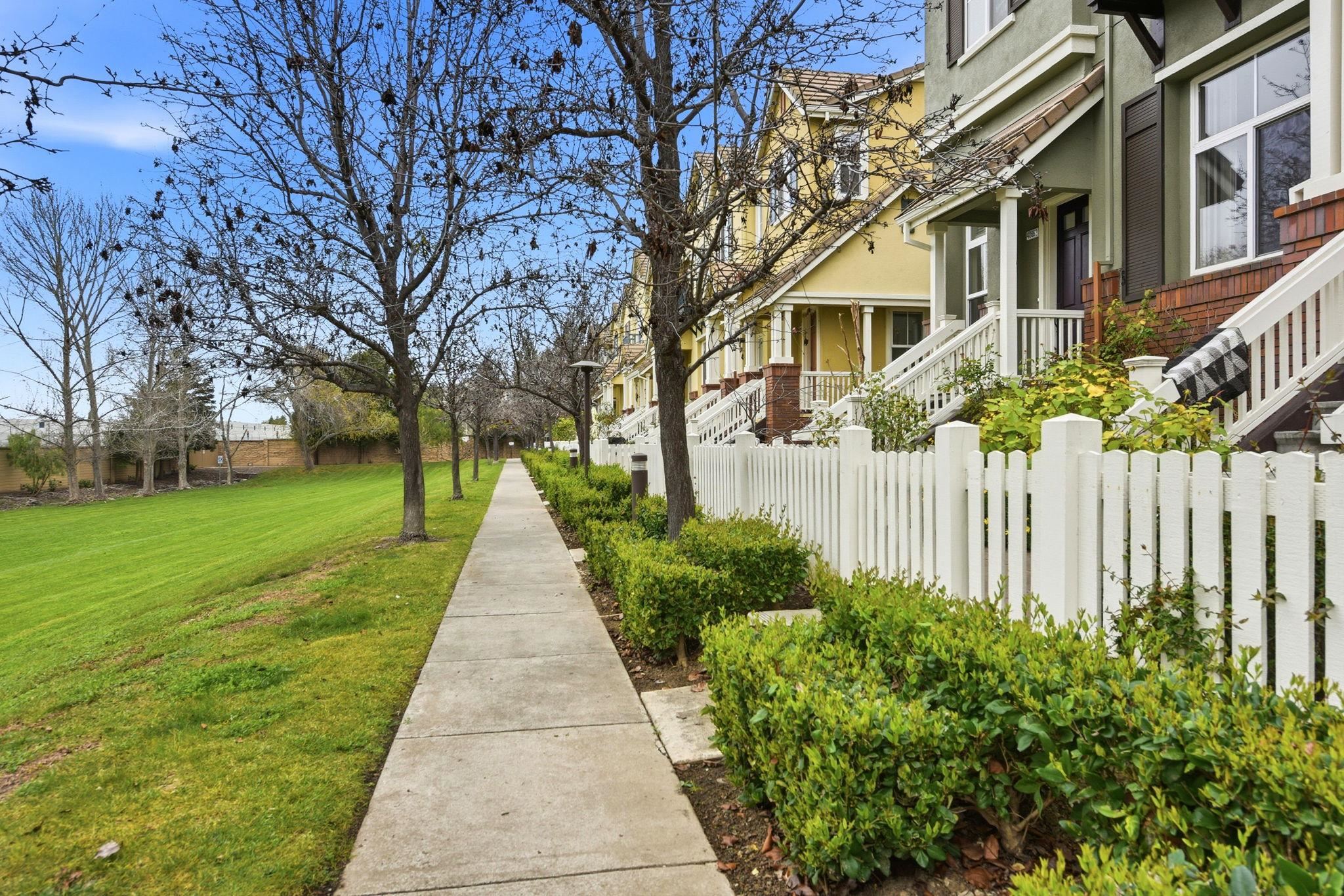 Photo #3: 41124348 Listing: Photo #3