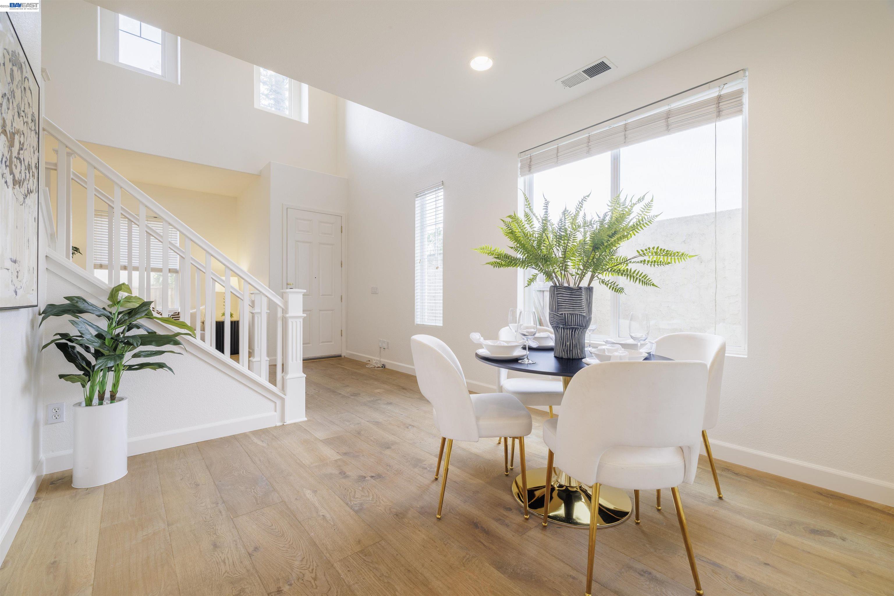 Detail Gallery Image 13 of 60 For 2849 Chocolate St, Pleasanton,  CA 94588 - 4 Beds | 2/1 Baths