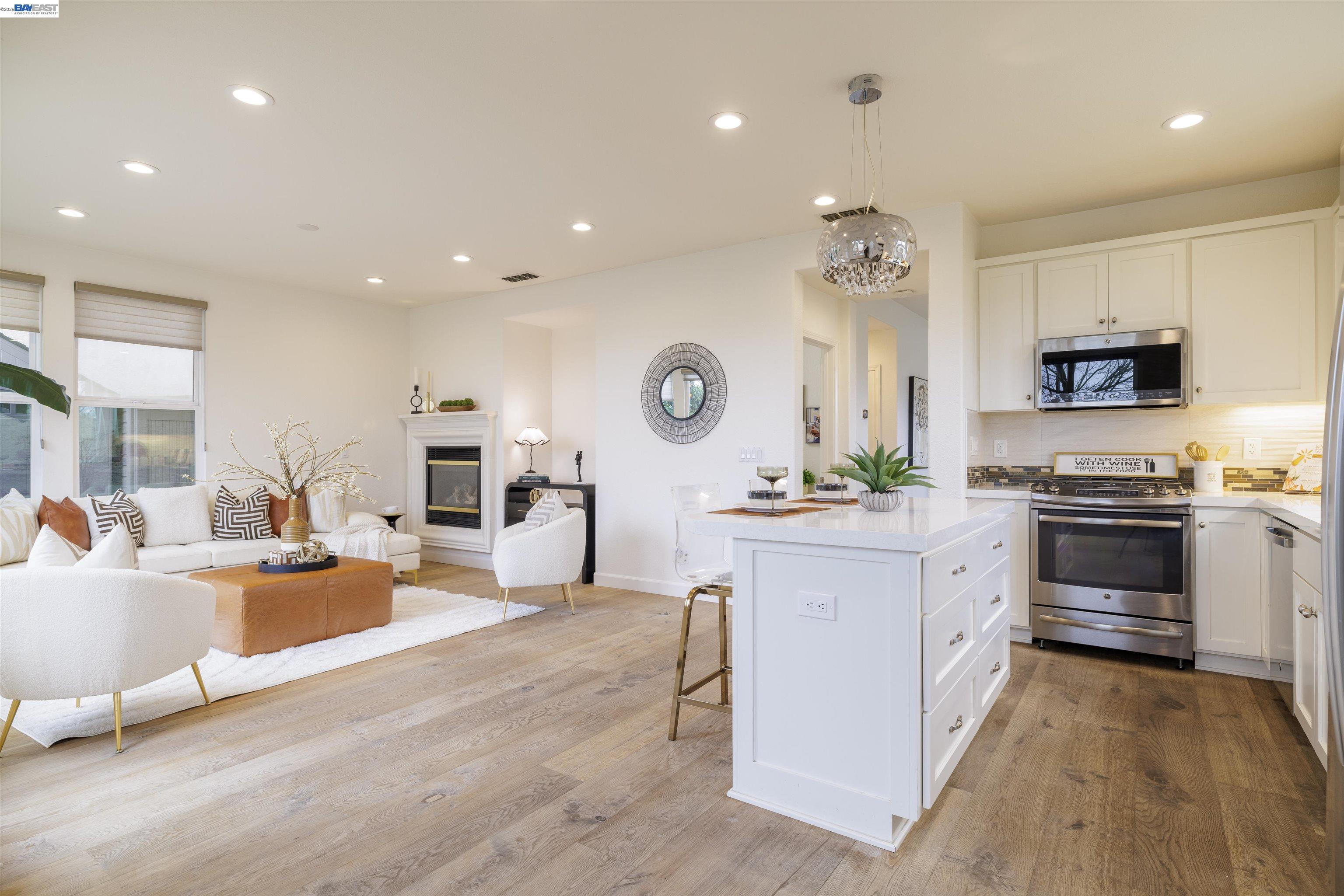 Detail Gallery Image 5 of 60 For 2849 Chocolate St, Pleasanton,  CA 94588 - 4 Beds | 2/1 Baths