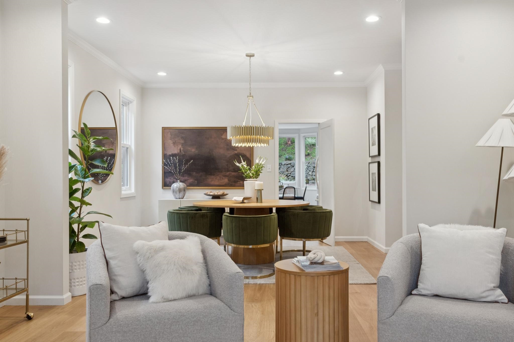 Detail Gallery Image 11 of 56 For 287 Cross Road, Oakland,  CA 94618-2025 - 3 Beds | 2/1 Baths