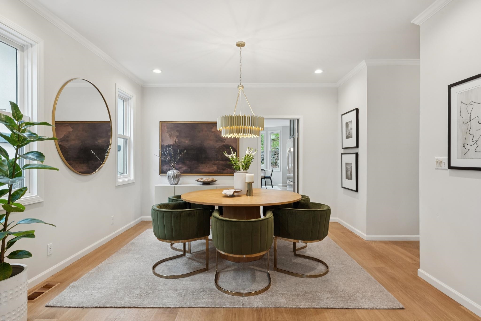 Detail Gallery Image 12 of 56 For 287 Cross Road, Oakland,  CA 94618-2025 - 3 Beds | 2/1 Baths