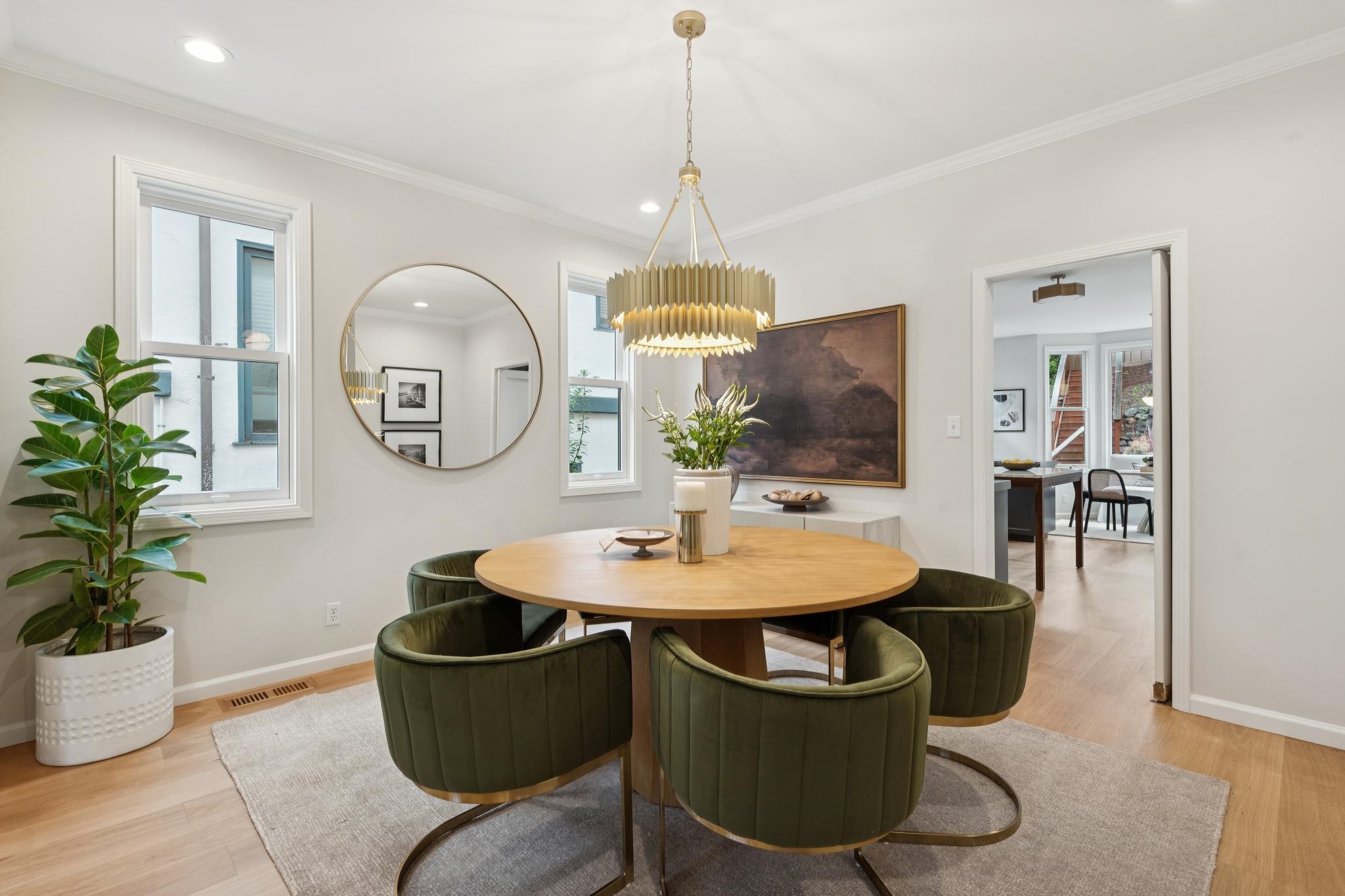 Detail Gallery Image 13 of 56 For 287 Cross Road, Oakland,  CA 94618-2025 - 3 Beds | 2/1 Baths