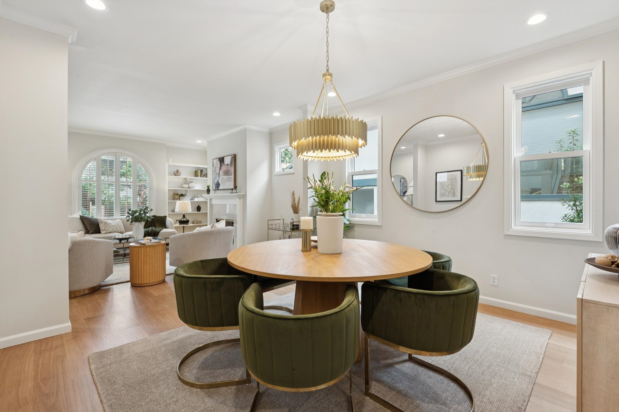 Detail Gallery Image 14 of 56 For 287 Cross Road, Oakland,  CA 94618-2025 - 3 Beds | 2/1 Baths