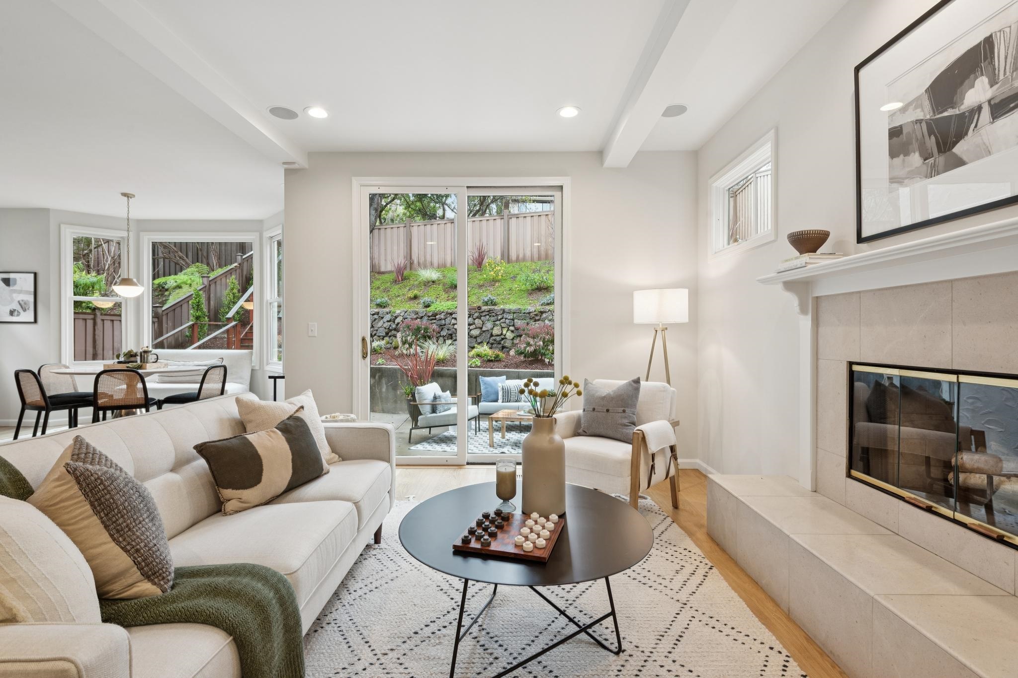 Detail Gallery Image 28 of 56 For 287 Cross Road, Oakland,  CA 94618-2025 - 3 Beds | 2/1 Baths