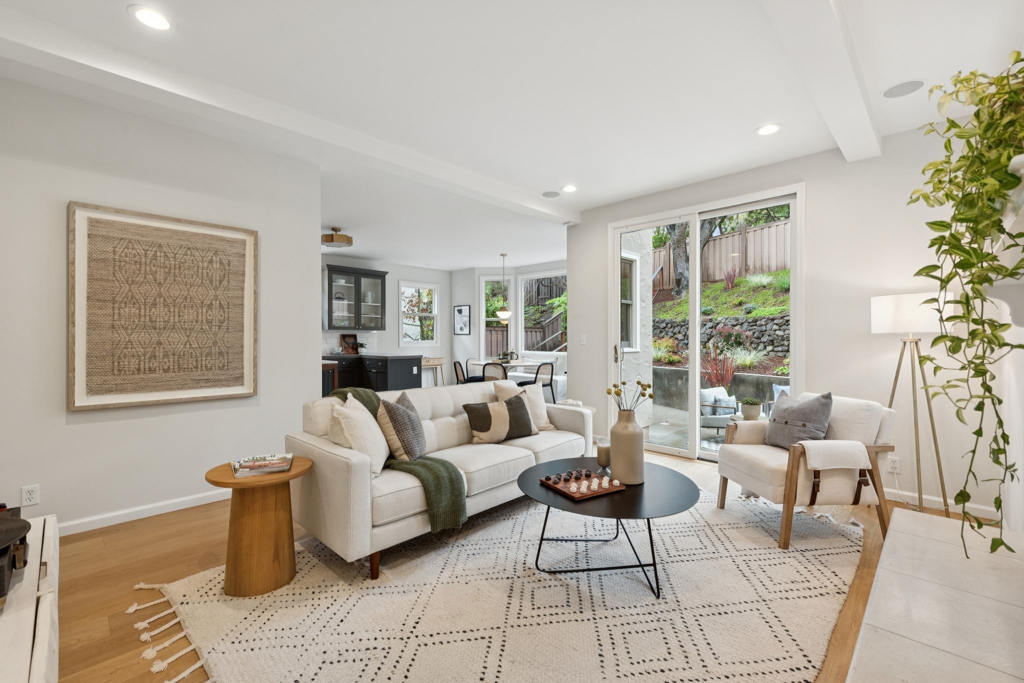 Detail Gallery Image 29 of 56 For 287 Cross Road, Oakland,  CA 94618-2025 - 3 Beds | 2/1 Baths