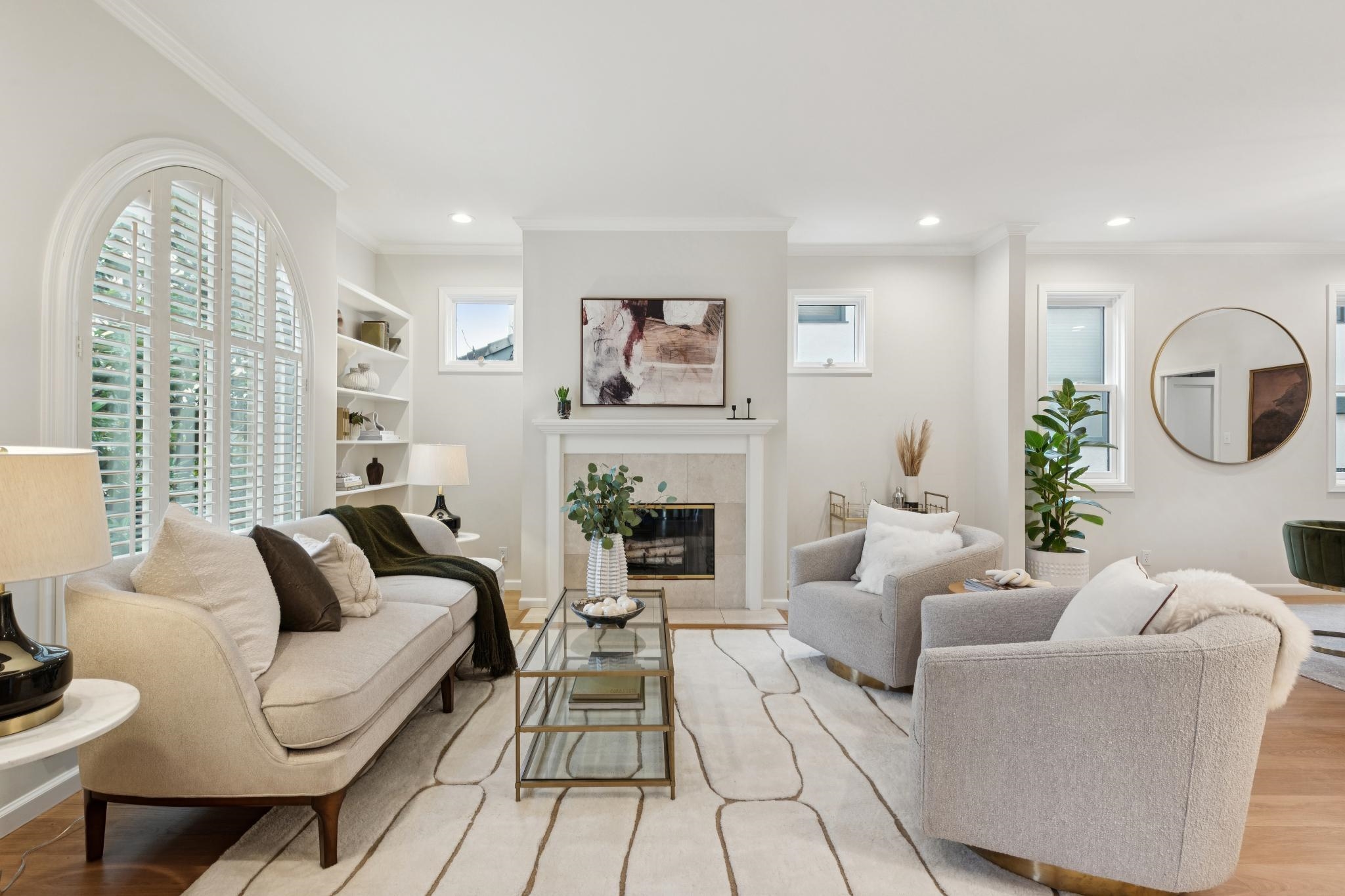 Detail Gallery Image 4 of 56 For 287 Cross Road, Oakland,  CA 94618-2025 - 3 Beds | 2/1 Baths