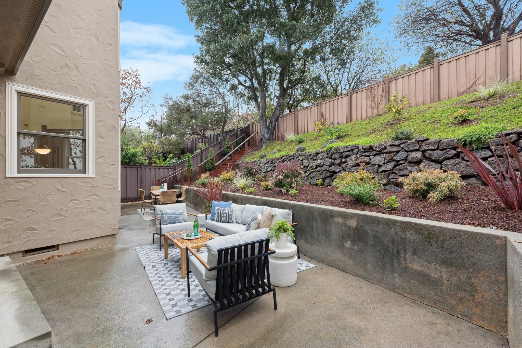 Detail Gallery Image 51 of 56 For 287 Cross Road, Oakland,  CA 94618-2025 - 3 Beds | 2/1 Baths