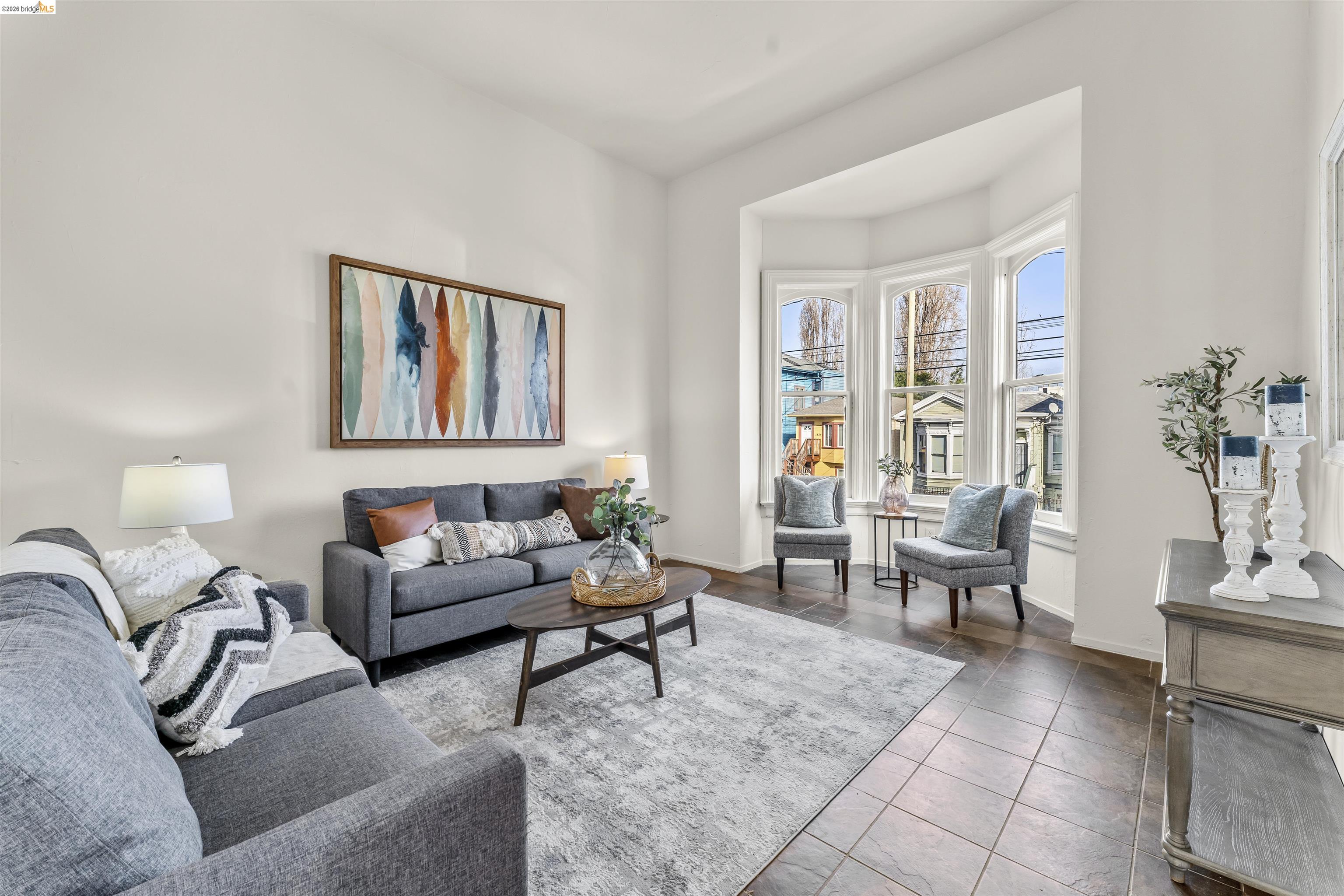 Detail Gallery Image 3 of 13 For 1431 10th St, Oakland,  CA 94607 - – Beds | – Baths