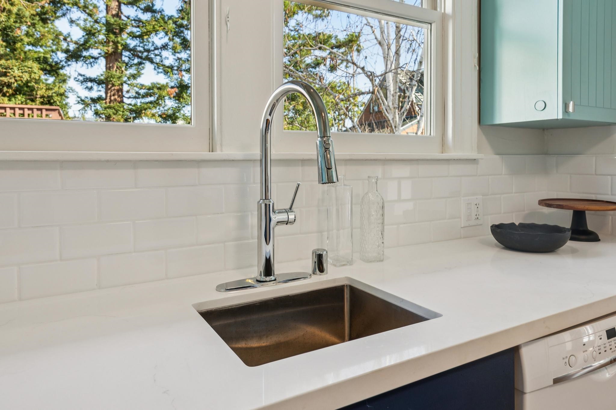 Detail Gallery Image 19 of 59 For 1207 Francisco Street, Berkeley,  CA 94702 - 3 Beds | 2 Baths