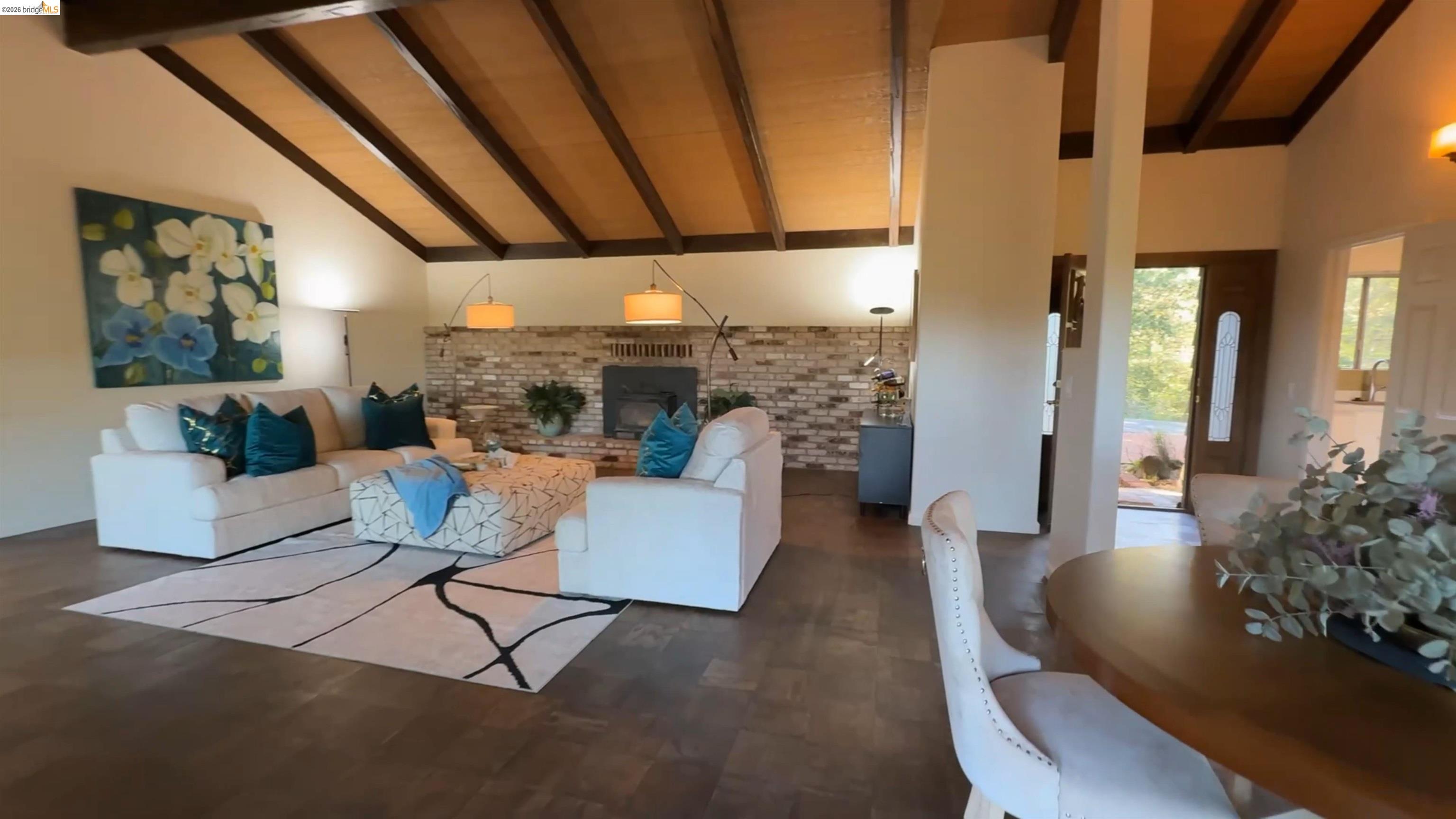 Detail Gallery Image 4 of 19 For 5051 Harrison Grade Rd, Sebastopol,  CA 95472 - 2 Beds | 2/1 Baths