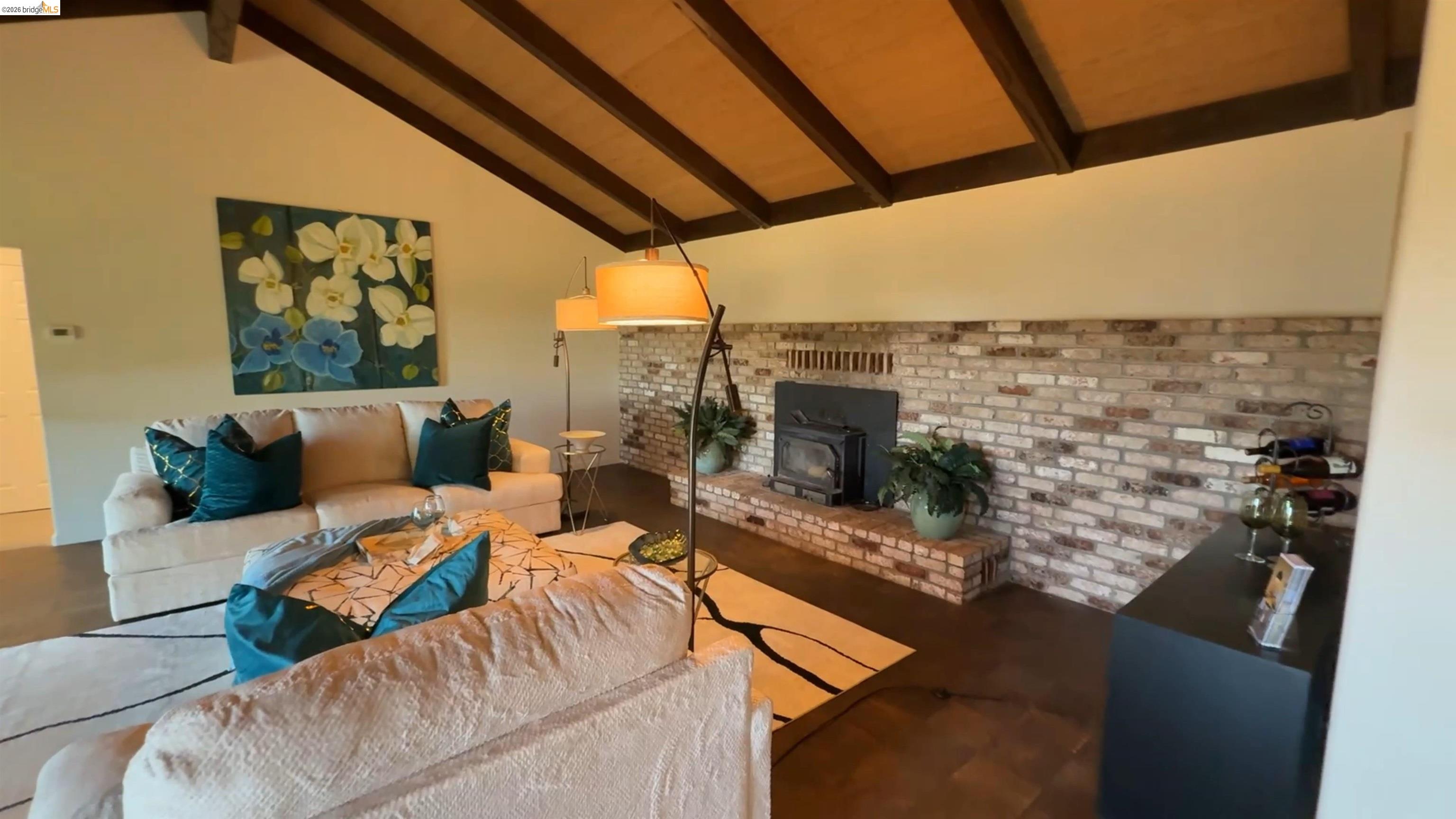 Detail Gallery Image 6 of 31 For 5051 Harrison Grade Rd, Sebastopol,  CA 95472 - 2 Beds | 2/1 Baths