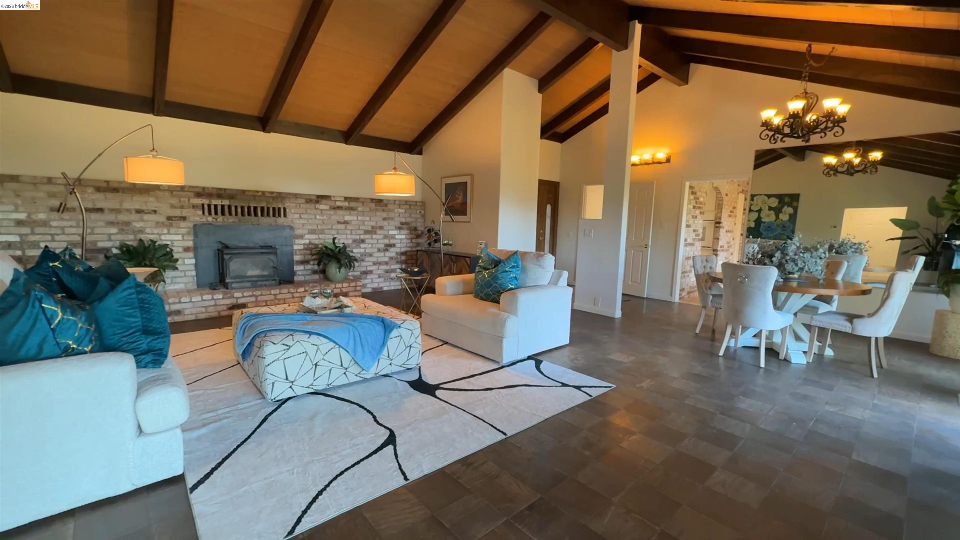 Detail Gallery Image 7 of 31 For 5051 Harrison Grade Rd, Sebastopol,  CA 95472 - 2 Beds | 2/1 Baths