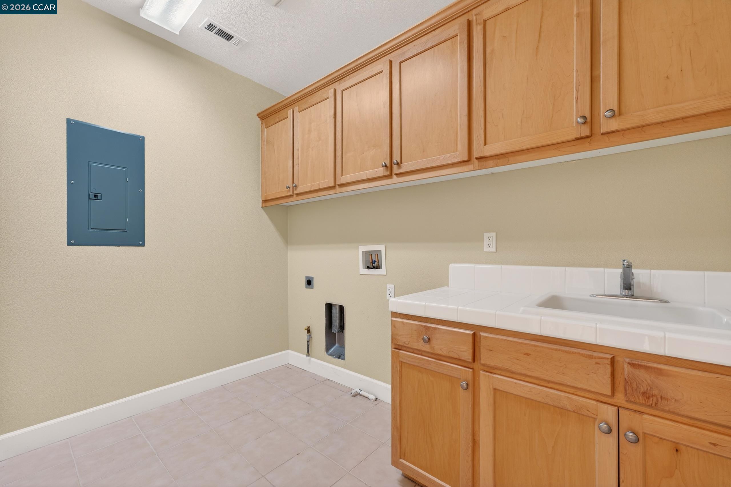 Detail Gallery Image 48 of 60 For 626 Karina Ct, San Ramon,  CA 94582 - 5 Beds | 3/1 Baths