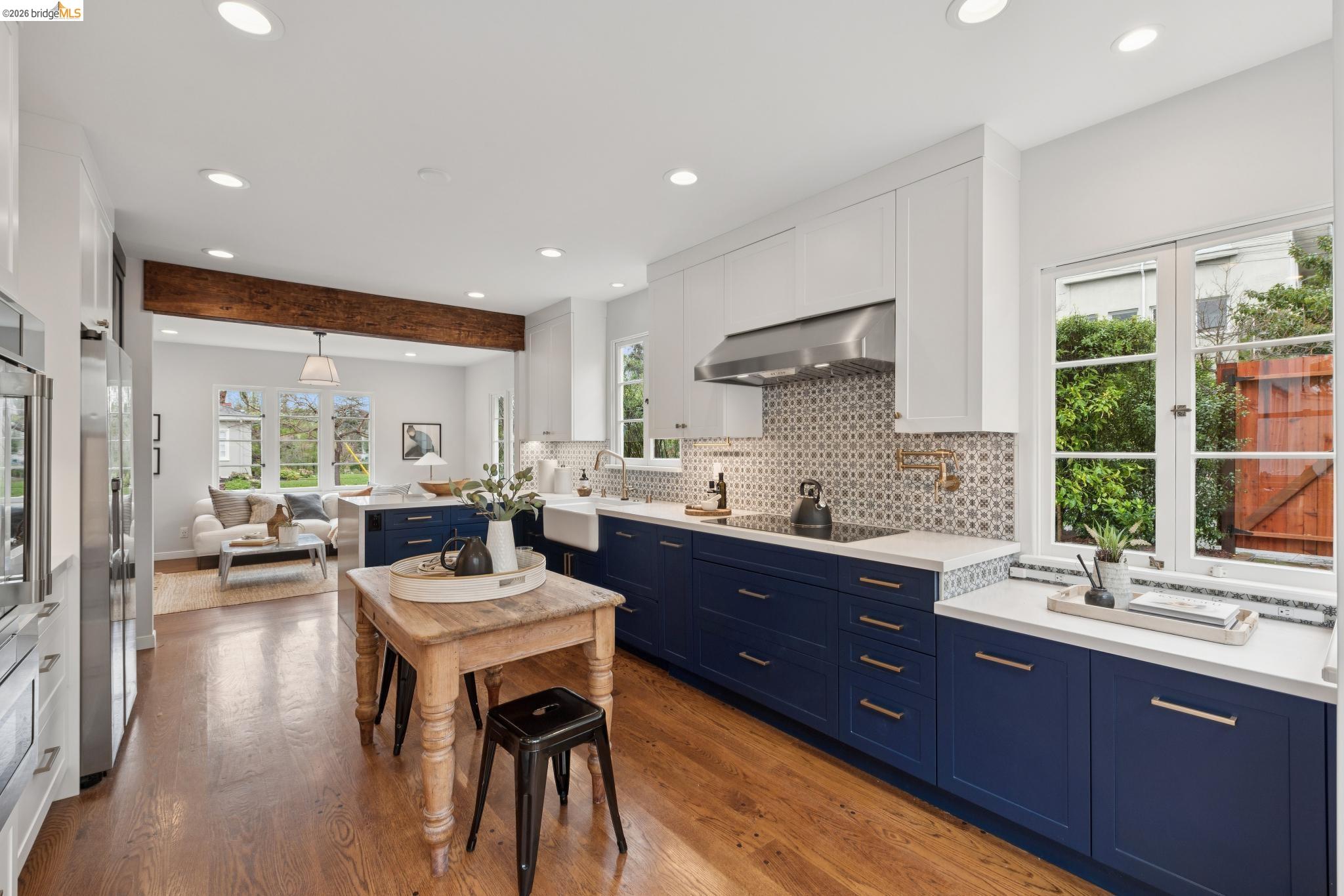 Detail Gallery Image 28 of 57 For 140 Cambridge Way, Piedmont,  CA 94611 - 3 Beds | 3 Baths