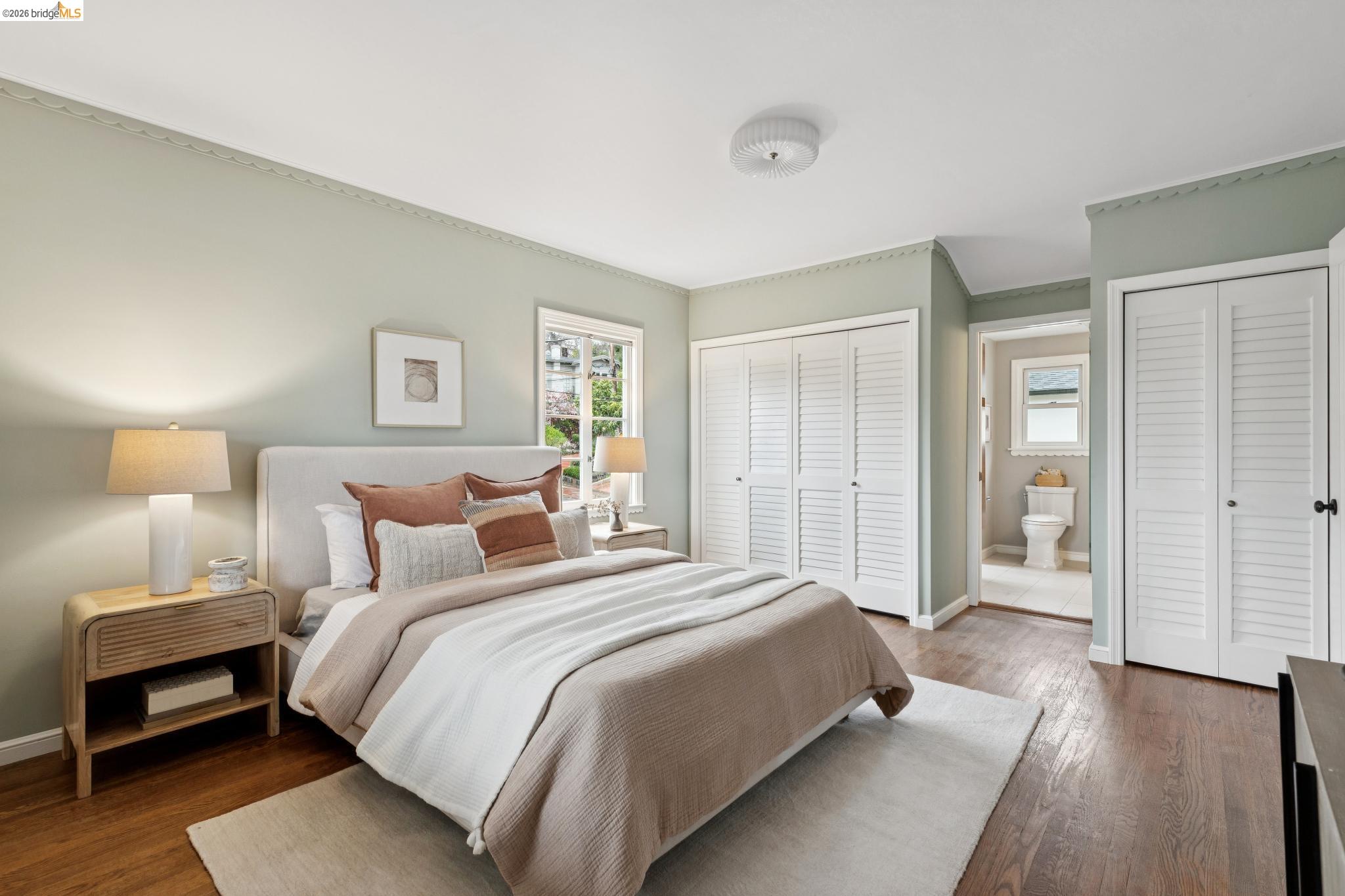 Detail Gallery Image 40 of 57 For 140 Cambridge Way, Piedmont,  CA 94611 - 3 Beds | 3 Baths