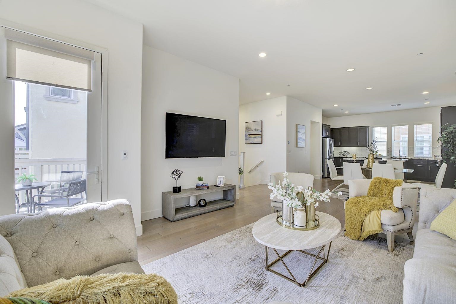 Detail Gallery Image 11 of 47 For 2008 Confidence Way, Dublin,  CA 94568 - 4 Beds | 3/1 Baths