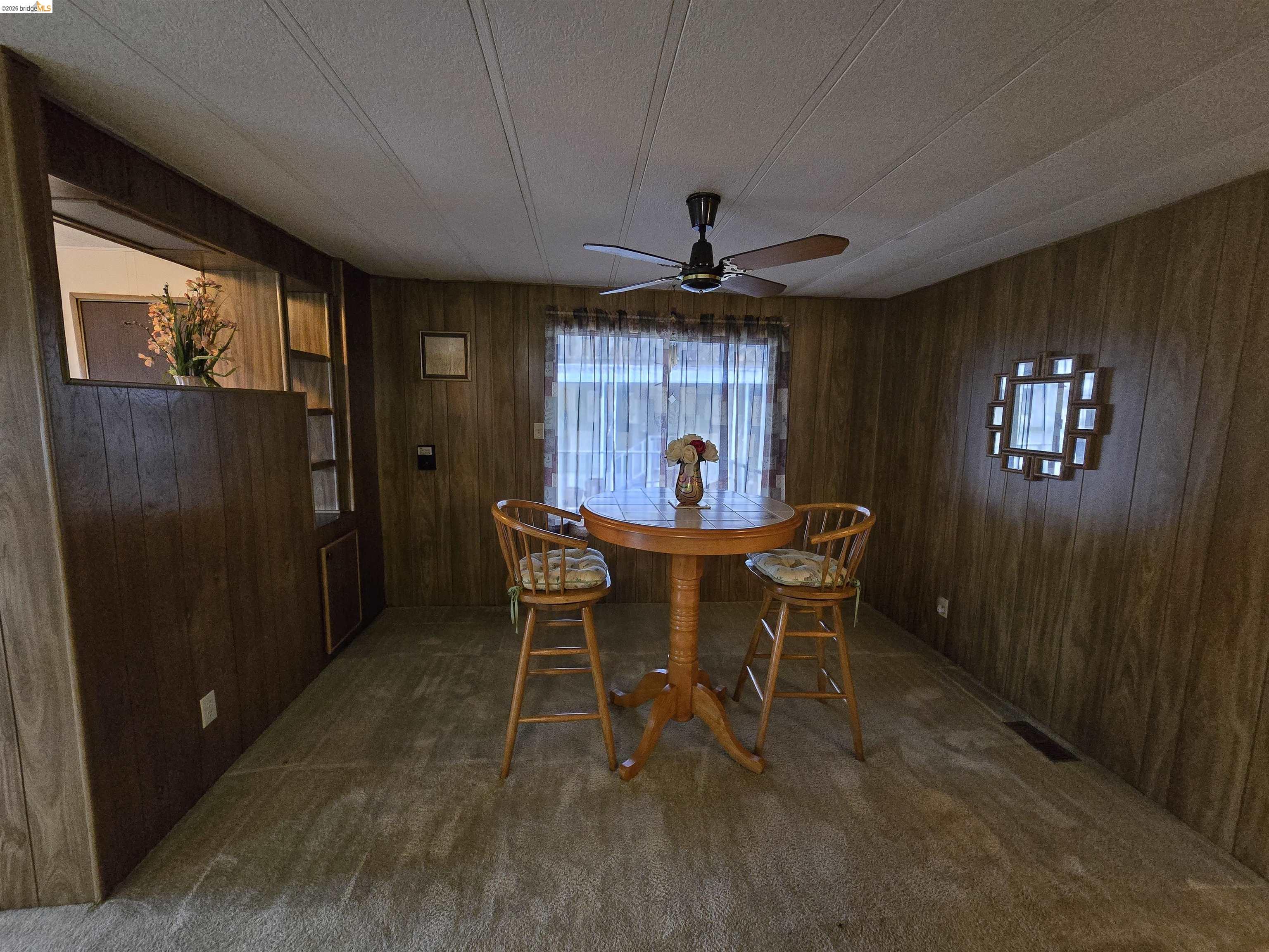 Detail Gallery Image 6 of 12 For 131 Banyon Dr, Pittsburg,  CA 94565 - 2 Beds | 2 Baths