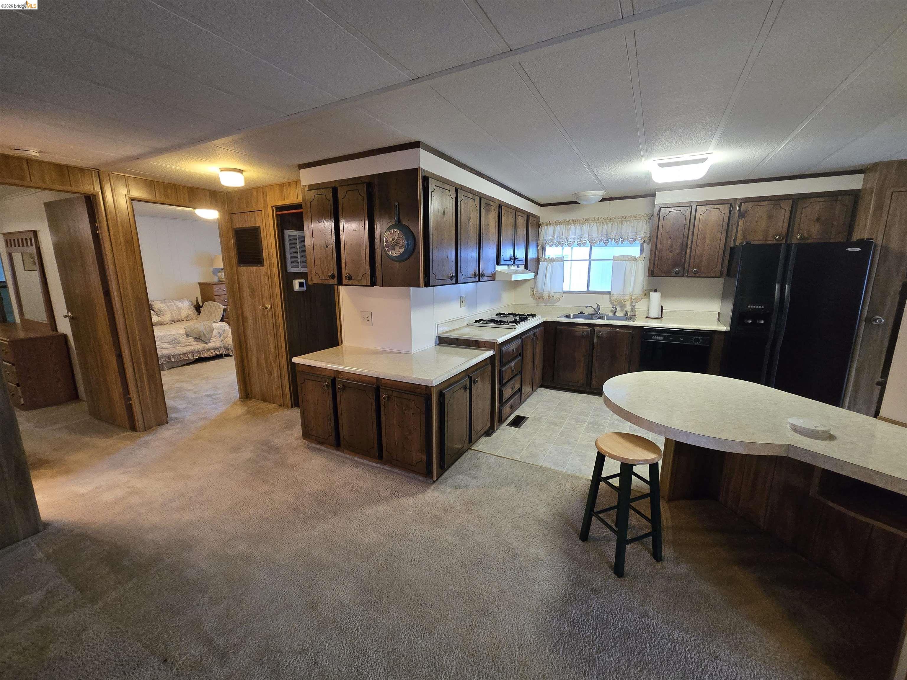 Detail Gallery Image 7 of 12 For 131 Banyon Dr, Pittsburg,  CA 94565 - 2 Beds | 2 Baths