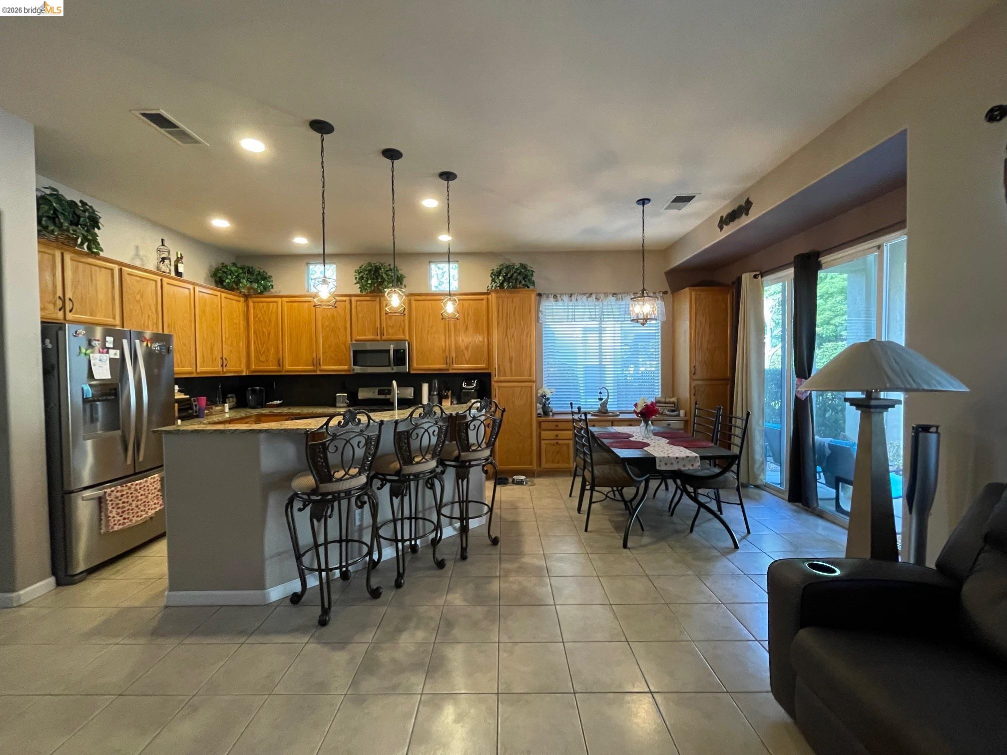 Detail Gallery Image 9 of 19 For 92 Liberty Ln, Brentwood,  CA 94513 - 2 Beds | 2/1 Baths
