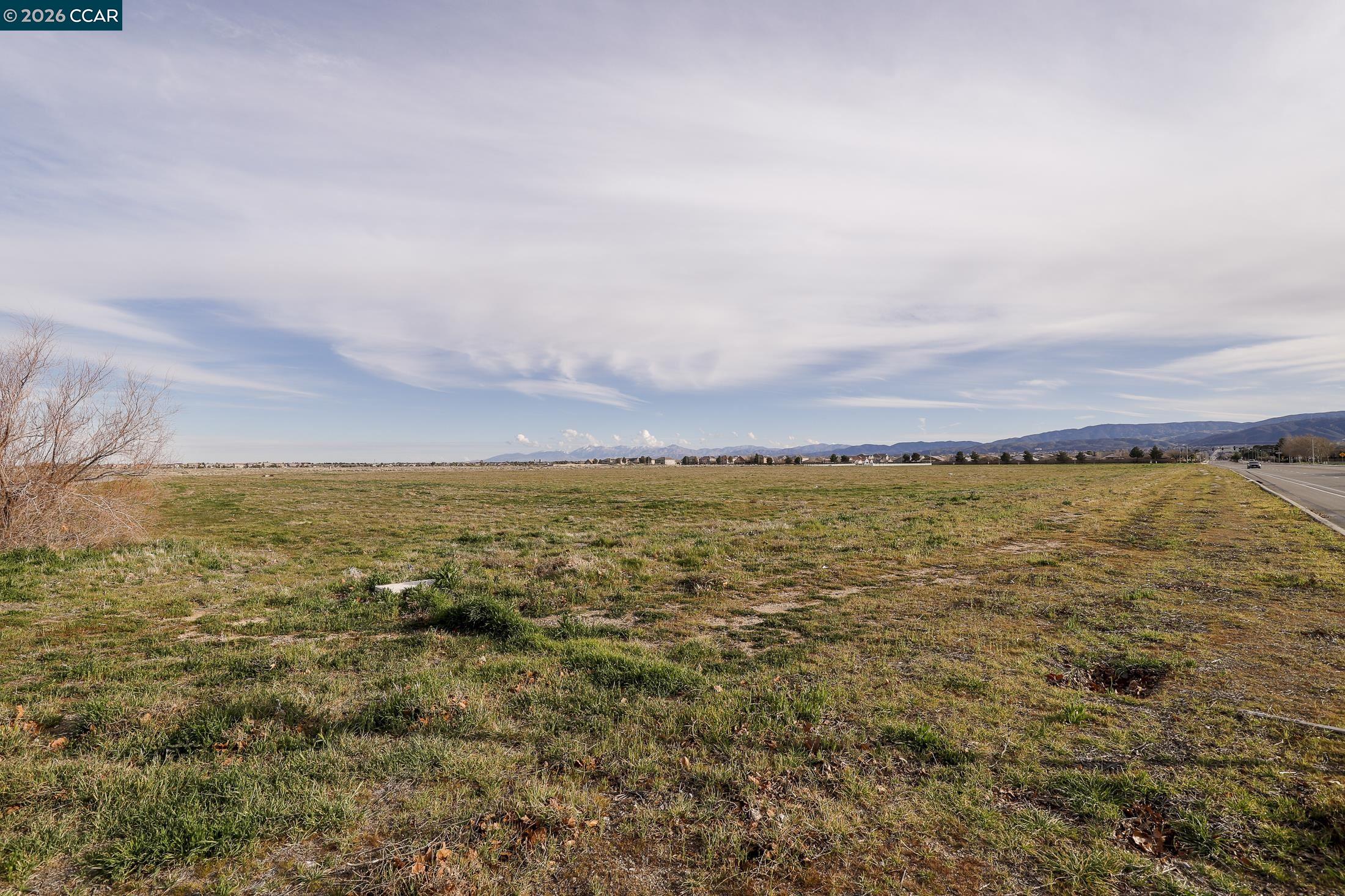 Detail Gallery Image 5 of 14 For 60 Stw Vic Ave, Del Sur,  CA 93536 - – Beds | – Baths