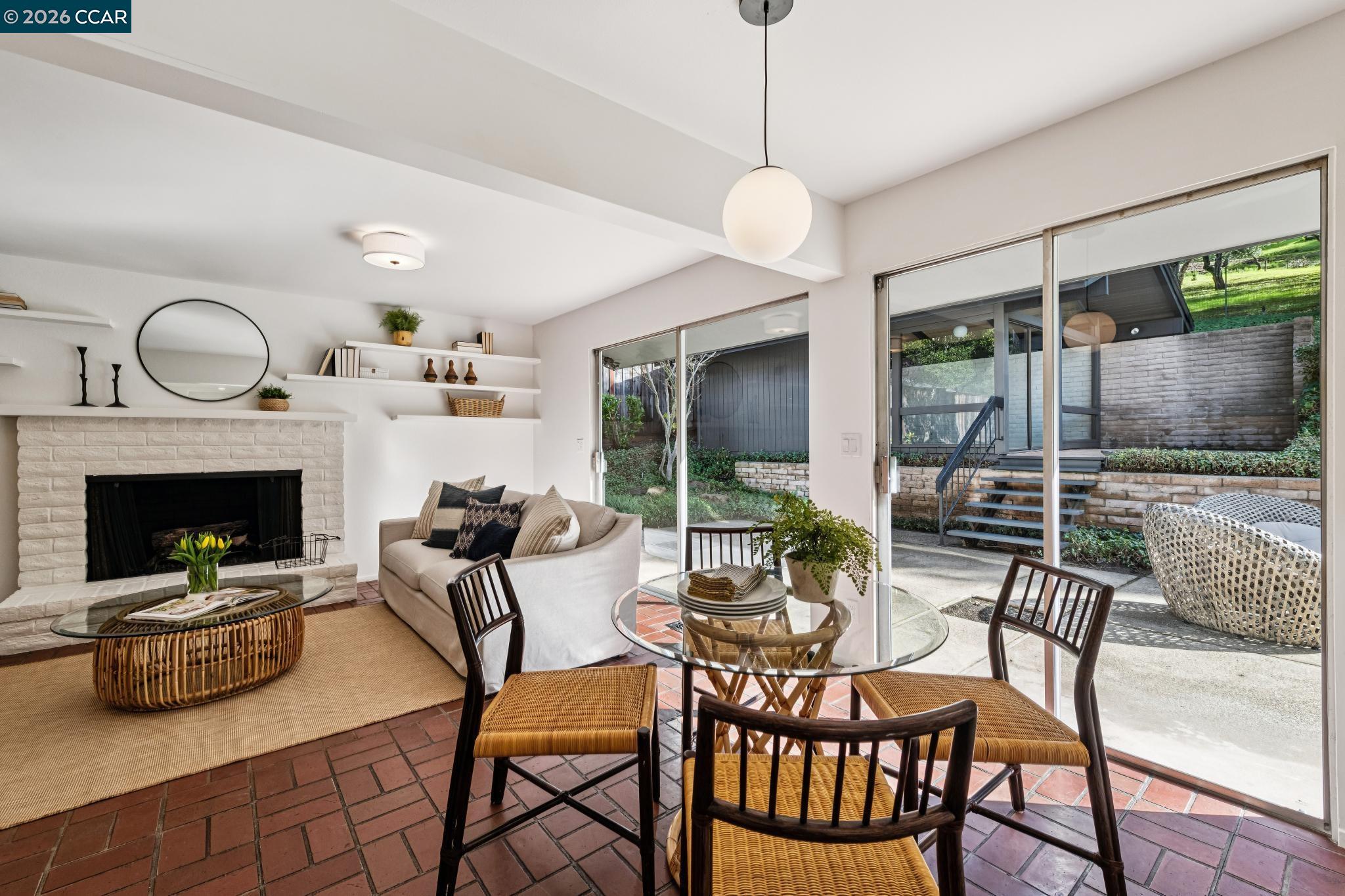 Detail Gallery Image 20 of 47 For 475 Dalewood Dr, Orinda,  CA 94563 - 5 Beds | 3/1 Baths