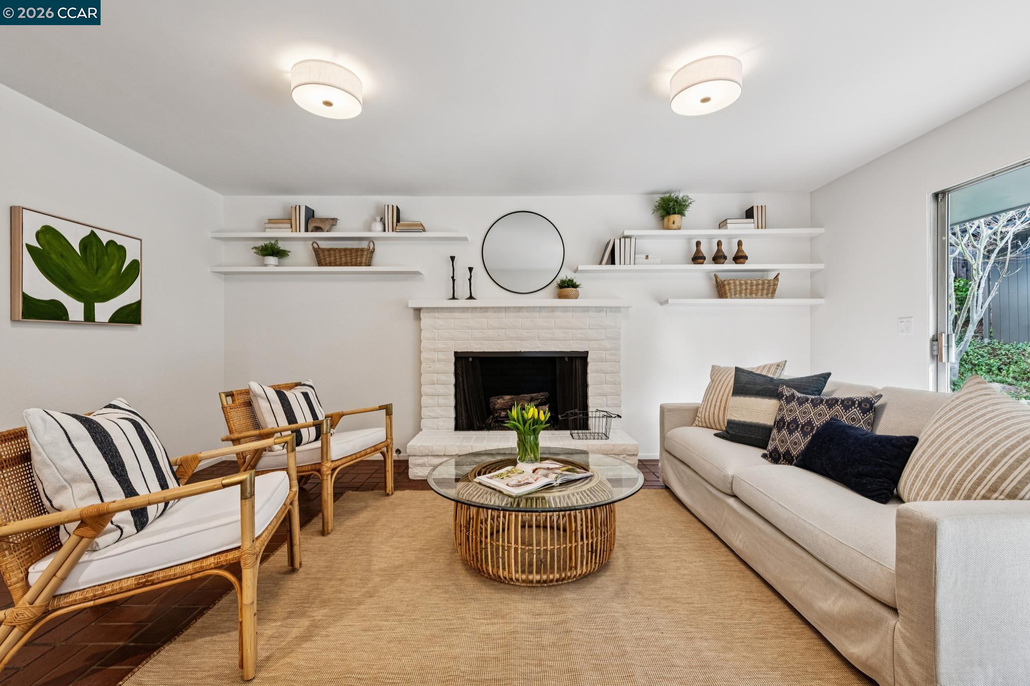 Detail Gallery Image 21 of 47 For 475 Dalewood Dr, Orinda,  CA 94563 - 5 Beds | 3/1 Baths