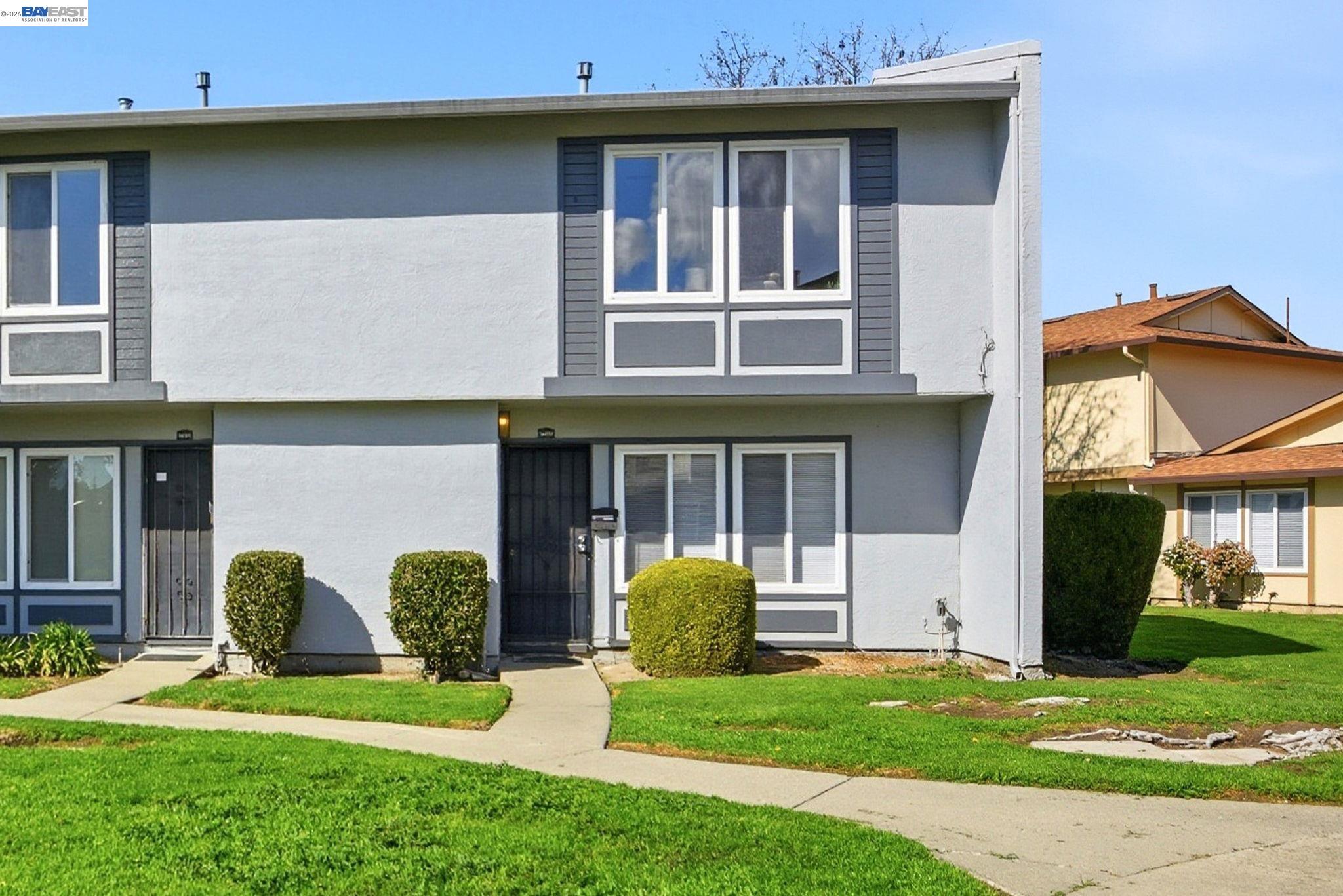 Front Image Thumbnail for BE41124371