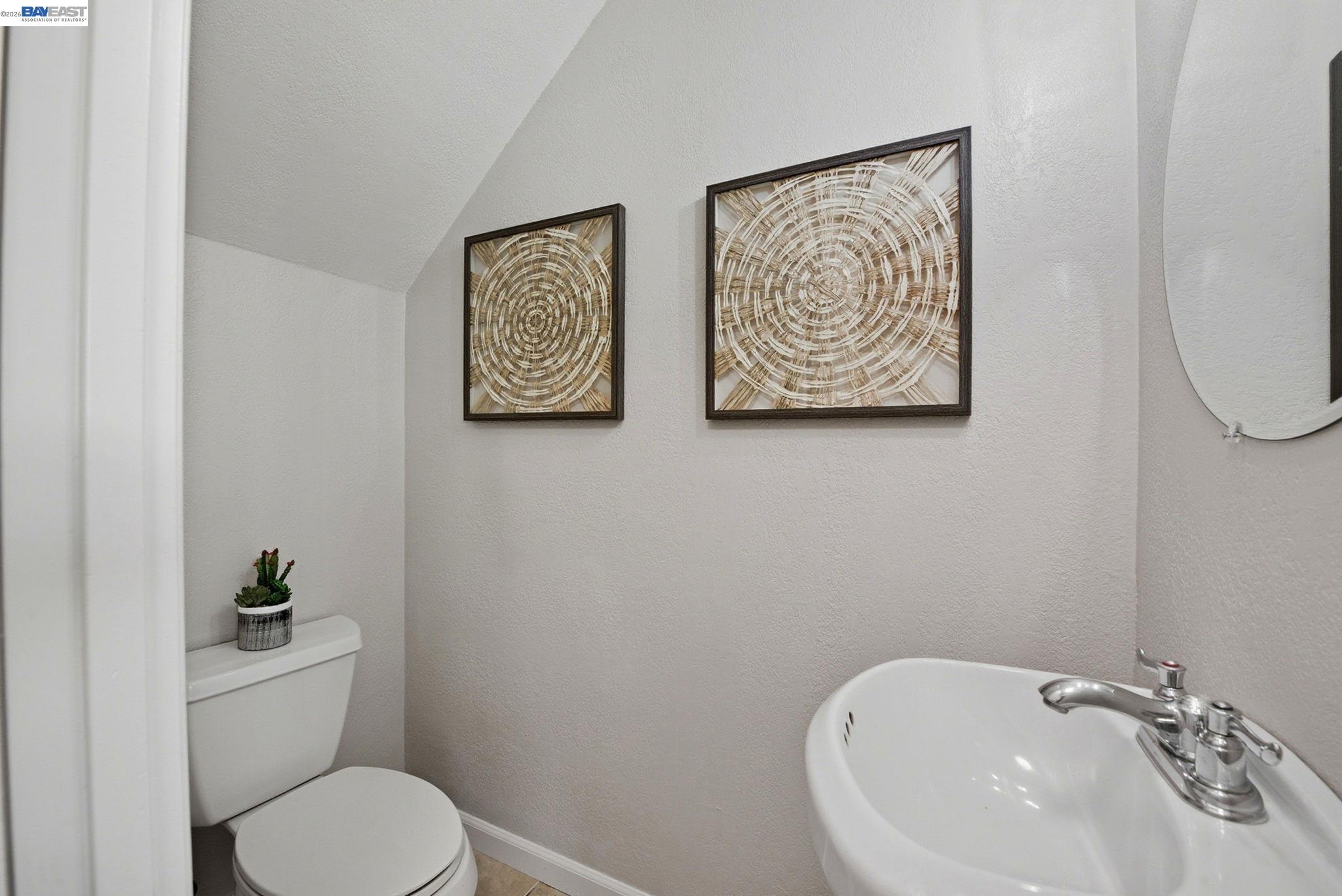 Detail Gallery Image 29 of 39 For 34597 Bluestone Cmn, Fremont,  CA 94555 - 3 Beds | 1/1 Baths
