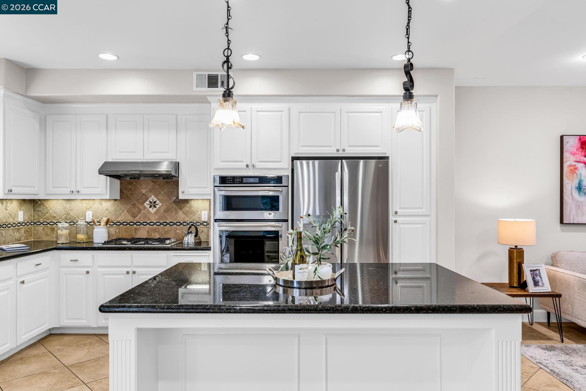 Photo #16: 41124373 Listing: Photo #16