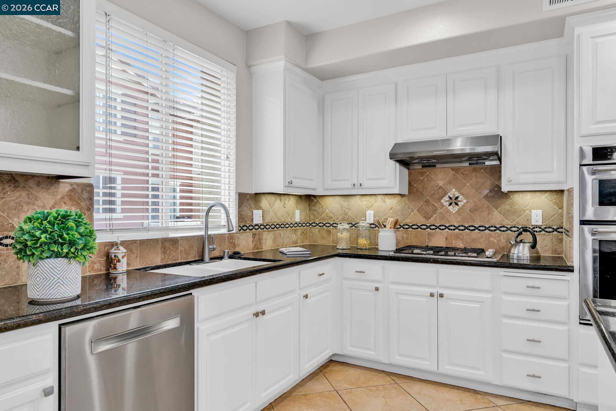 Photo #17: 41124373 Listing: Photo #17