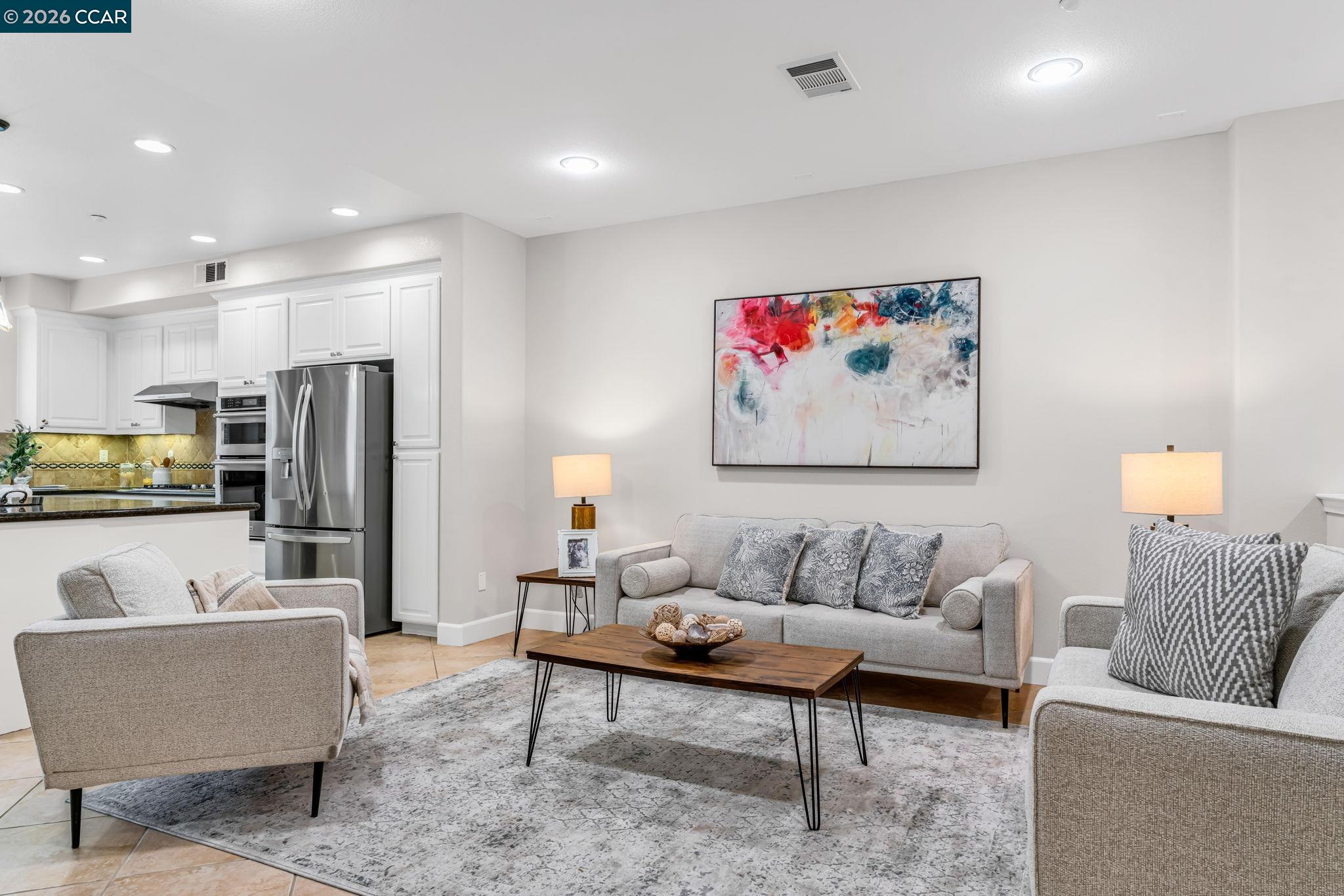 Photo #8: 41124373 Listing: Photo #8