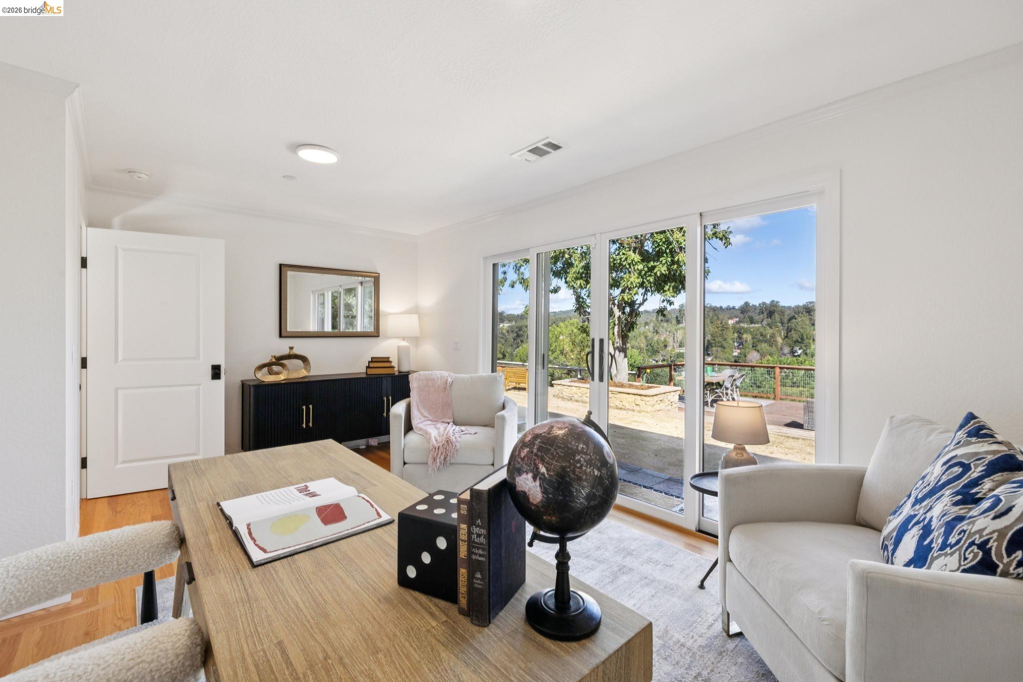 Detail Gallery Image 34 of 60 For 4450 Turner Ave, Oakland,  CA 94605 - 4 Beds | 3 Baths