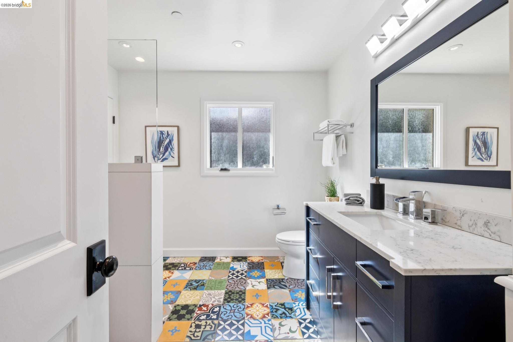 Detail Gallery Image 35 of 60 For 4450 Turner Ave, Oakland,  CA 94605 - 4 Beds | 3 Baths