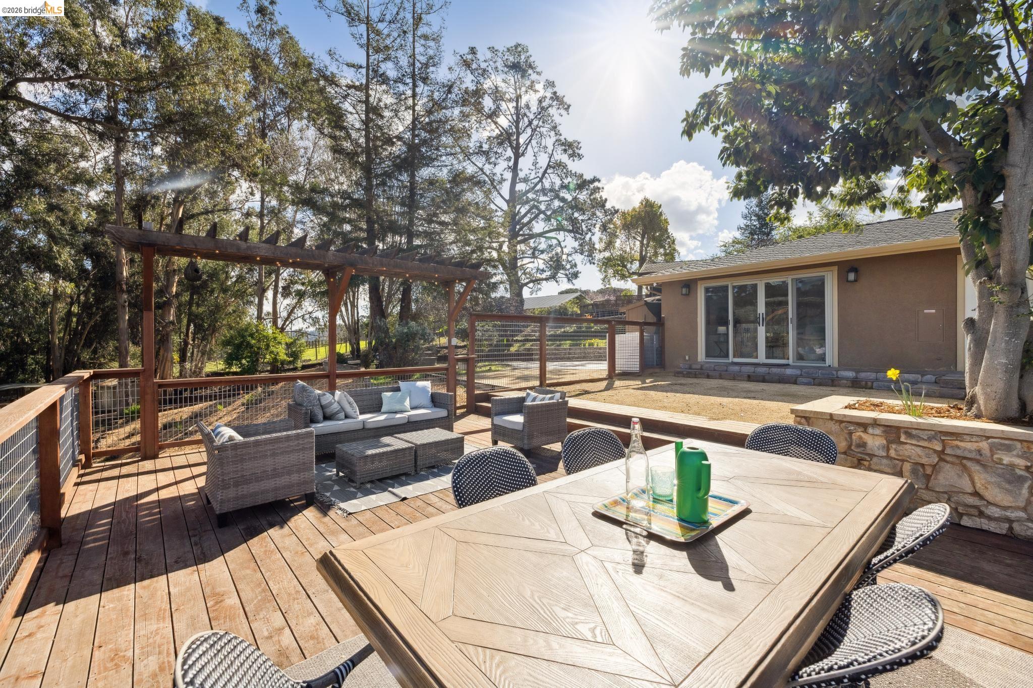 Detail Gallery Image 43 of 60 For 4450 Turner Ave, Oakland,  CA 94605 - 4 Beds | 3 Baths