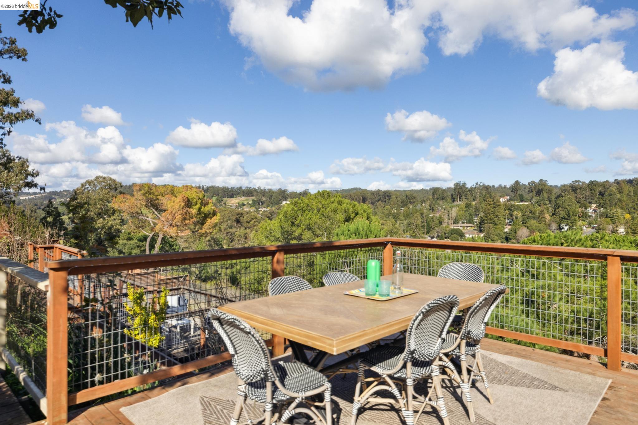 Detail Gallery Image 45 of 60 For 4450 Turner Ave, Oakland,  CA 94605 - 4 Beds | 3 Baths